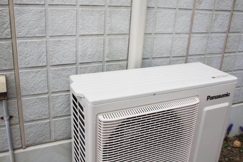 エアコン　工事　外機