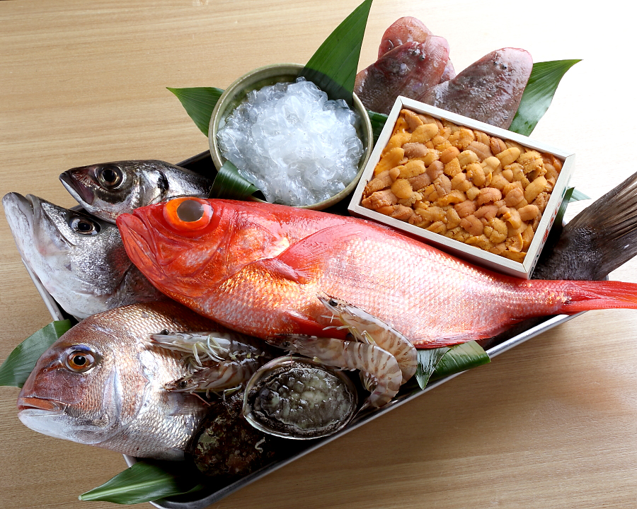 魚介類も新鮮のものを取り揃え